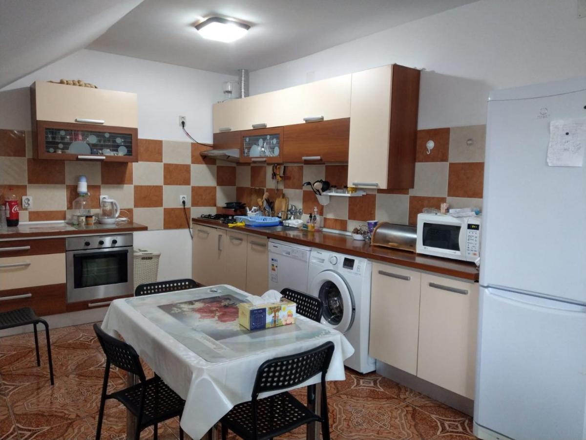 Apartament 5 Camere Cu Balcon Costinesti Plaja 5 Minute Nucilor 6 Esterno foto