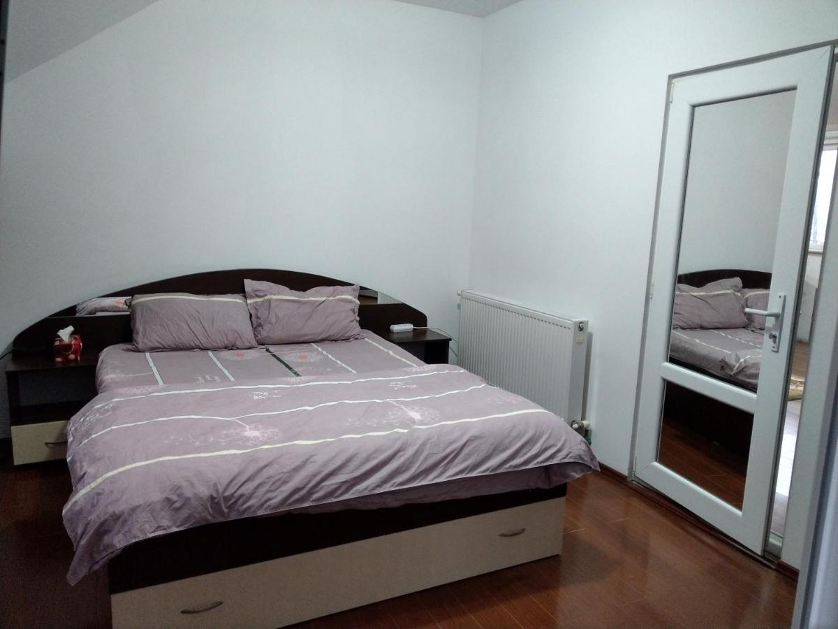 Apartament 5 Camere Cu Balcon Costinesti Plaja 5 Minute Nucilor 6 Esterno foto