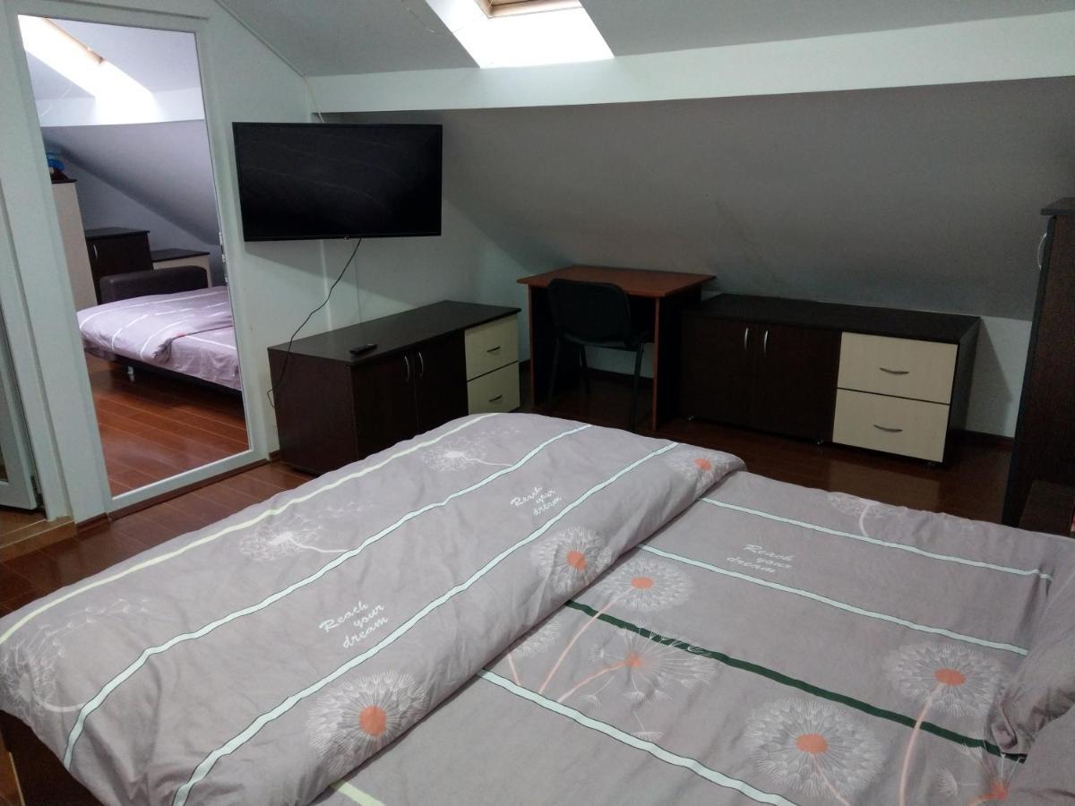 Apartament 5 Camere Cu Balcon Costinesti Plaja 5 Minute Nucilor 6 Esterno foto