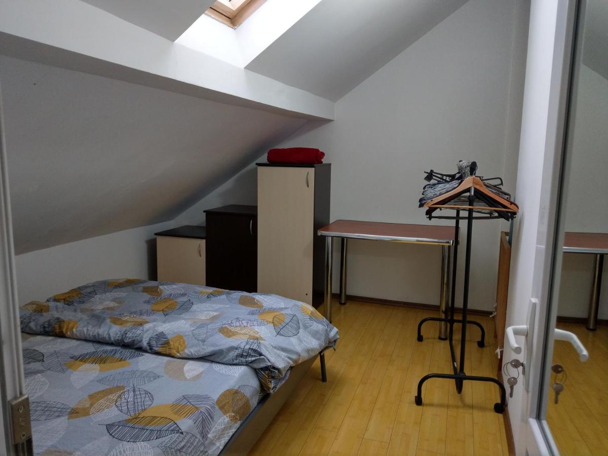 Apartament 5 Camere Cu Balcon Costinesti Plaja 5 Minute Nucilor 6 Esterno foto